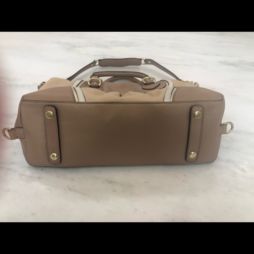 Coach purse - Picture 2 of 4
